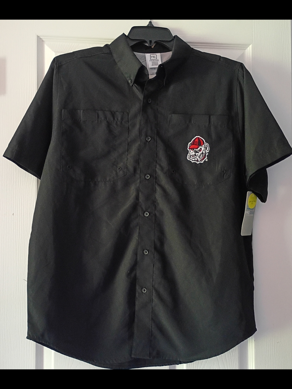 NWT Georgia Bulldogs Pro Edge Black Short-Sleeve Button-Down Shirt Vented SPF